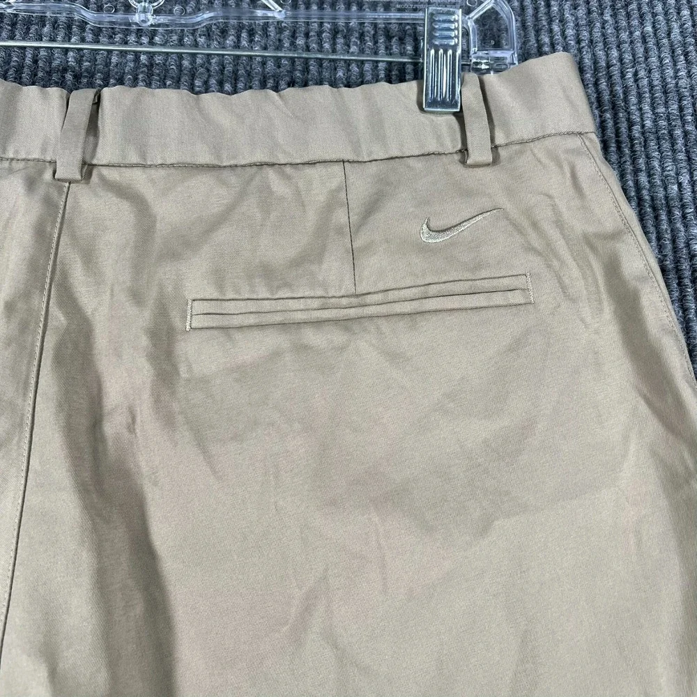 Nike Mens Shorts Size 32 Khaki Chino Golf Dri-Fit Lightweight Outdoor Casual